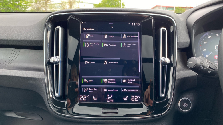 Volvo Xc40 1.5 T5 Recharge PHEV Ultimate Dark 5dr Auto Estate